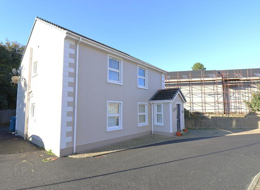11 Royal Mews, Kilkeel, BT34 4GB