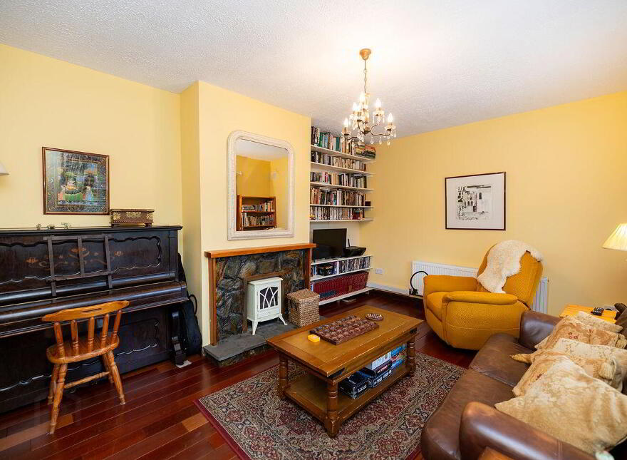 Saint Mullins Road, Tinnahinch, Graiguenamanagh, R95X5C9