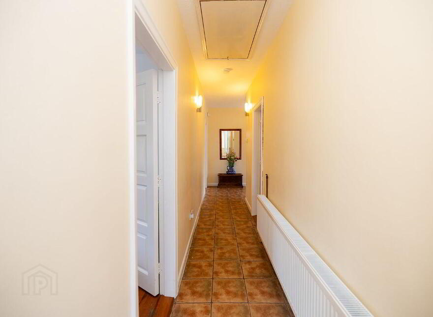 Saint Mullins Road, Tinnahinch, Graiguenamanagh, R95X5C9