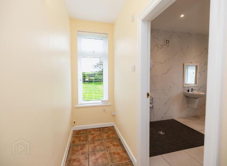 Saint Mullins Road, Tinnahinch, Graiguenamanagh, R95X5C9