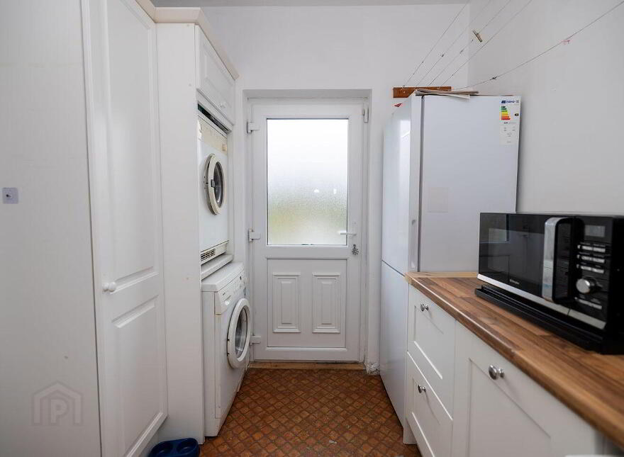 Saint Mullins Road, Tinnahinch, Graiguenamanagh, R95X5C9