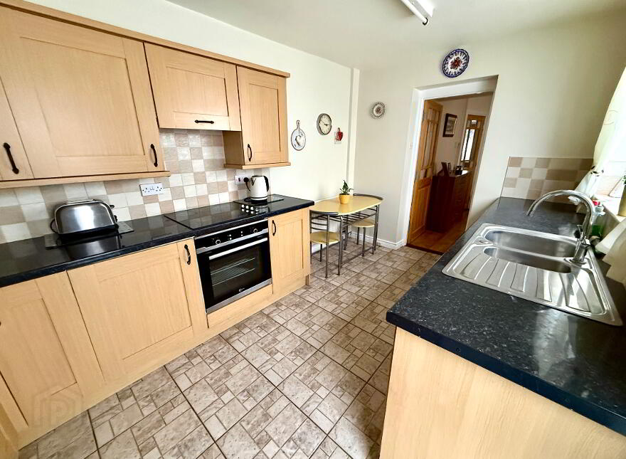 10 May Street, Waterside, L'Derry, BT47 5RS