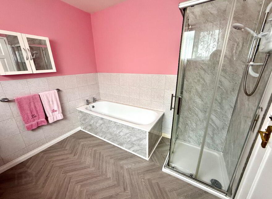 10 May Street, Waterside, L'Derry, BT47 5RS
