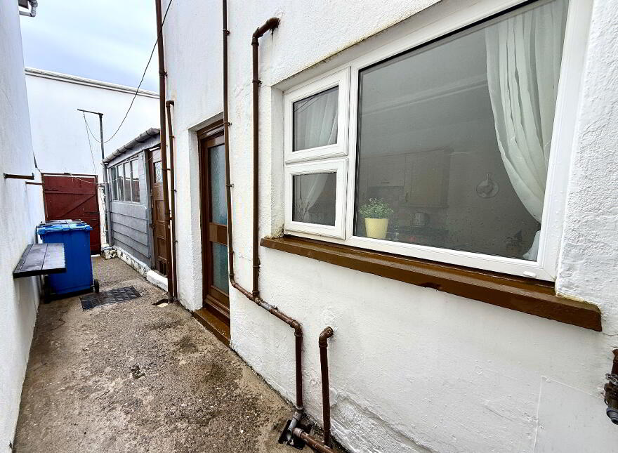 10 May Street, Waterside, L'Derry, BT47 5RS