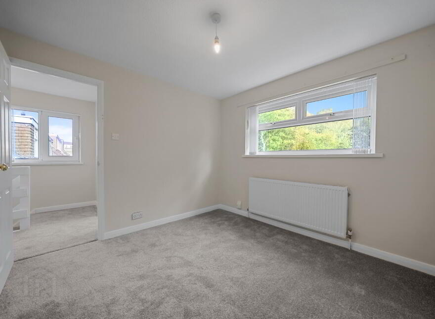 52 Glenaan Avenue, Dunmurry, Belfast, BT17 9AU