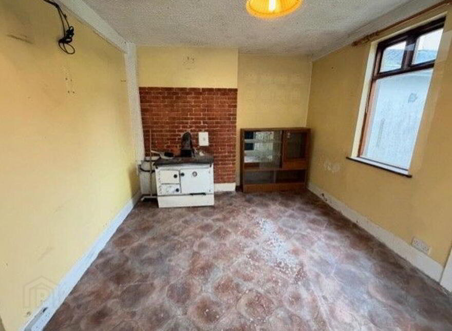 8 Athenry Road, Tuam, H54EH61