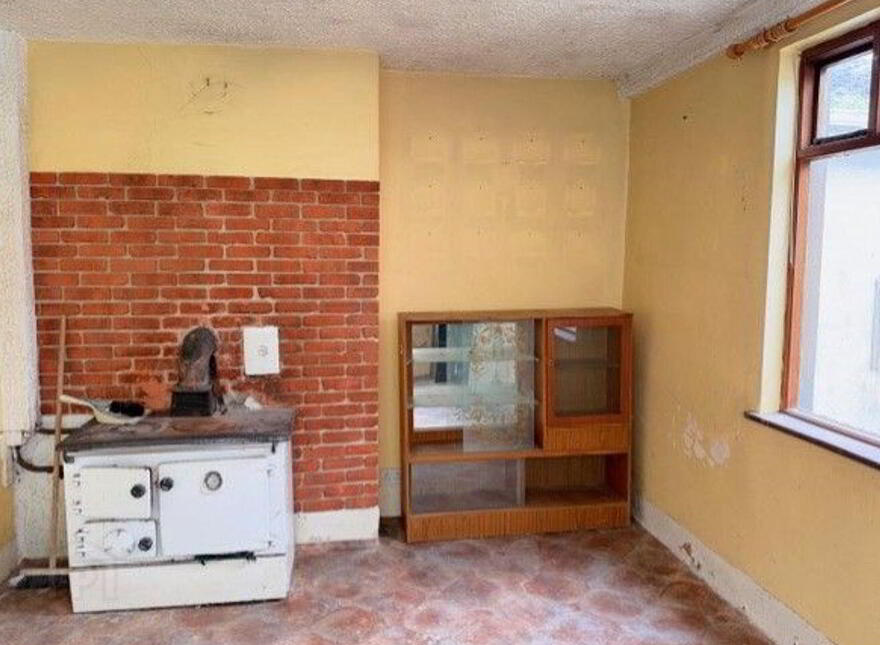 8 Athenry Road, Tuam, H54EH61