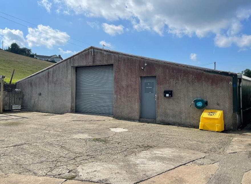 Unit 1 Tullyard Road, Lisburn, BT27 5JN