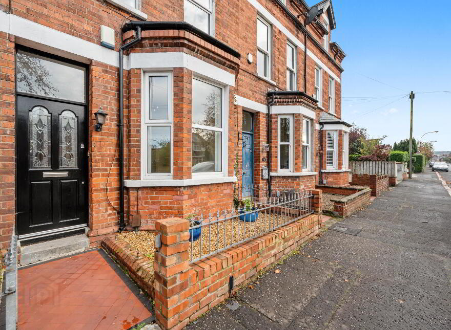 70 Ardenlee Avenue, Belfast, BT6 0AB