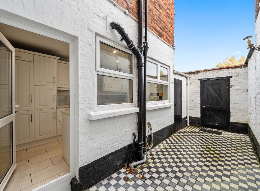 70 Ardenlee Avenue, Belfast, BT6 0AB