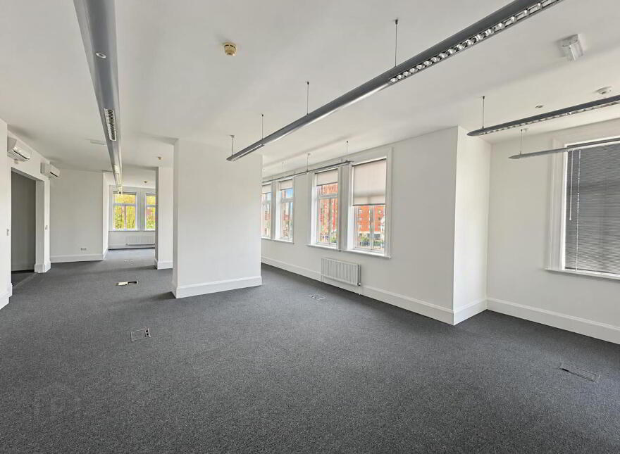 Murray's Exchange, 1 Linfield Road, Belfast, BT12 5DD