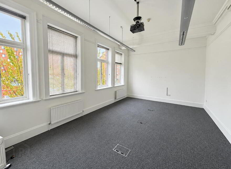 Murray's Exchange, 1 Linfield Road, Belfast, BT12 5DD