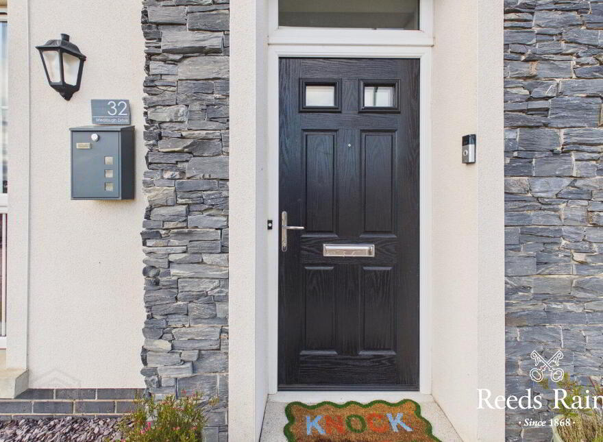 32 Mealough Drive, Carryduff, Belfast, BT8 8SH