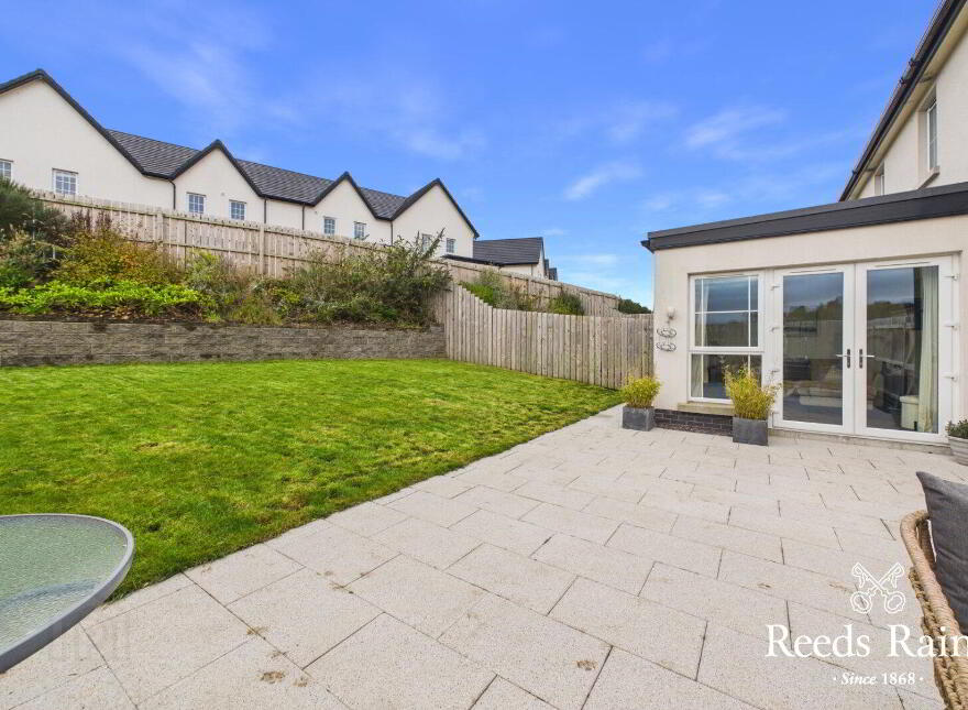 32 Mealough Drive, Carryduff, Belfast, BT8 8SH