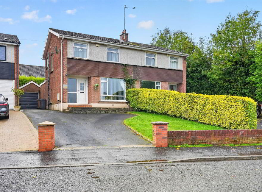 40 Cairnshill Park, Belfast, BT8 6RG