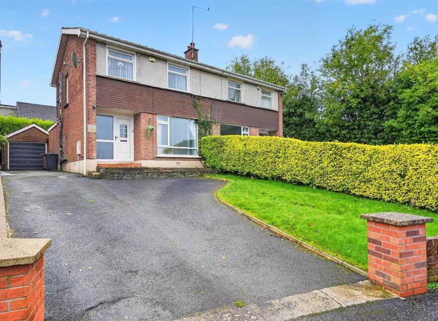 40 Cairnshill Park, Belfast, BT8 6RG