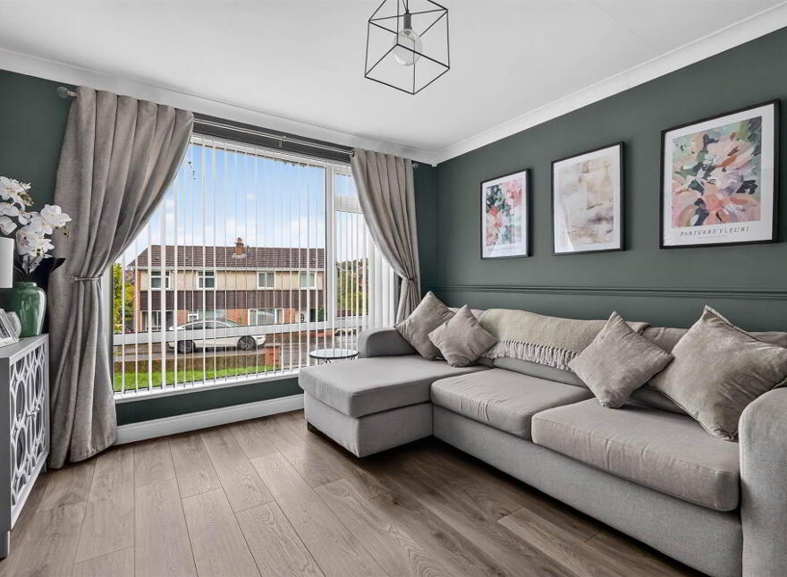 40 Cairnshill Park, Belfast, BT8 6RG