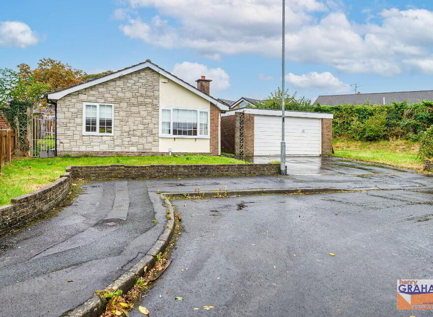 19 Fulmar Avenue, Lisburn, BT28 3HS
