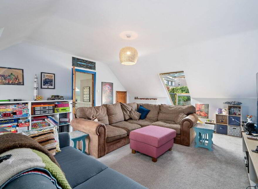 2 Rose Hill, Carrigaline, P43CD86