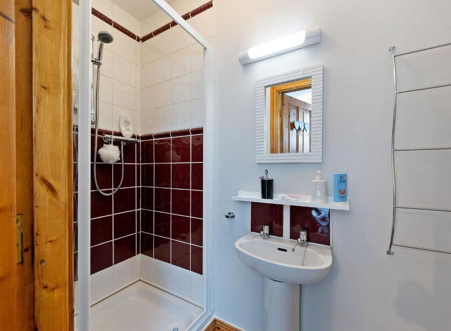 2 Rose Hill, Carrigaline, P43CD86