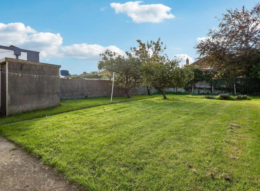 30 Pinewood Avenue, Dublin 11, D11YY96