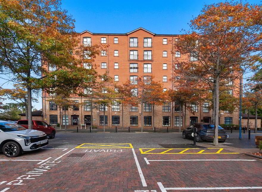 Apt 28, Pilot Place, Belfast, BT1 3AG