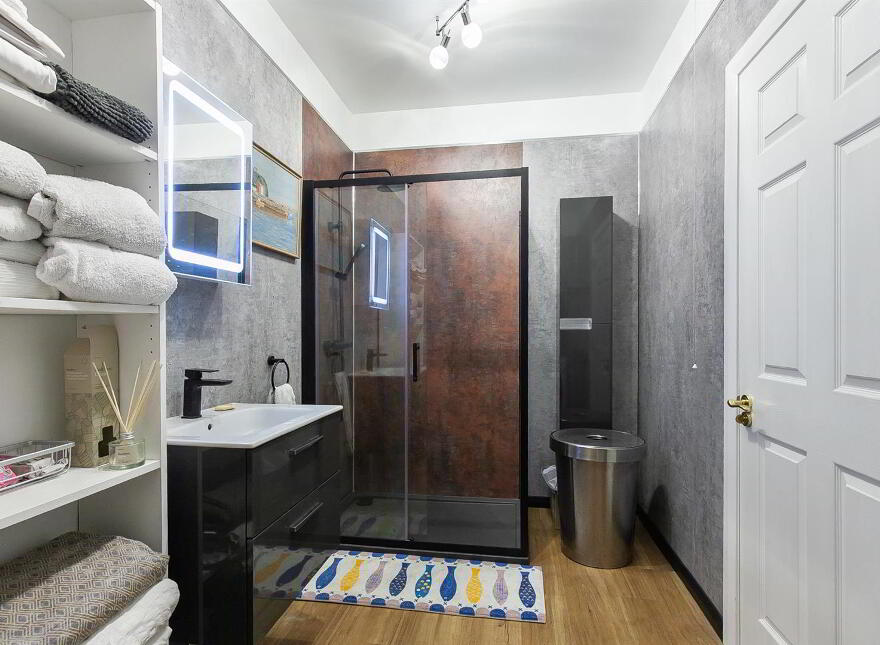 Apt 28, Pilot Place, Belfast, BT1 3AG