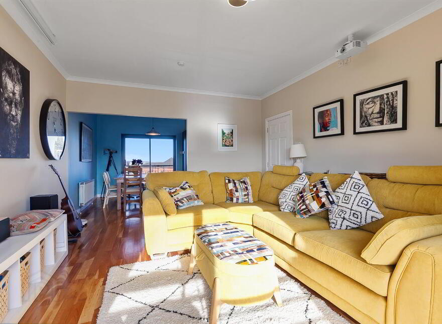 Apt 28, Pilot Place, Belfast, BT1 3AG