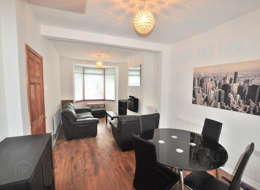7 Clarendon Avenue, Belfast, BT5 5JT