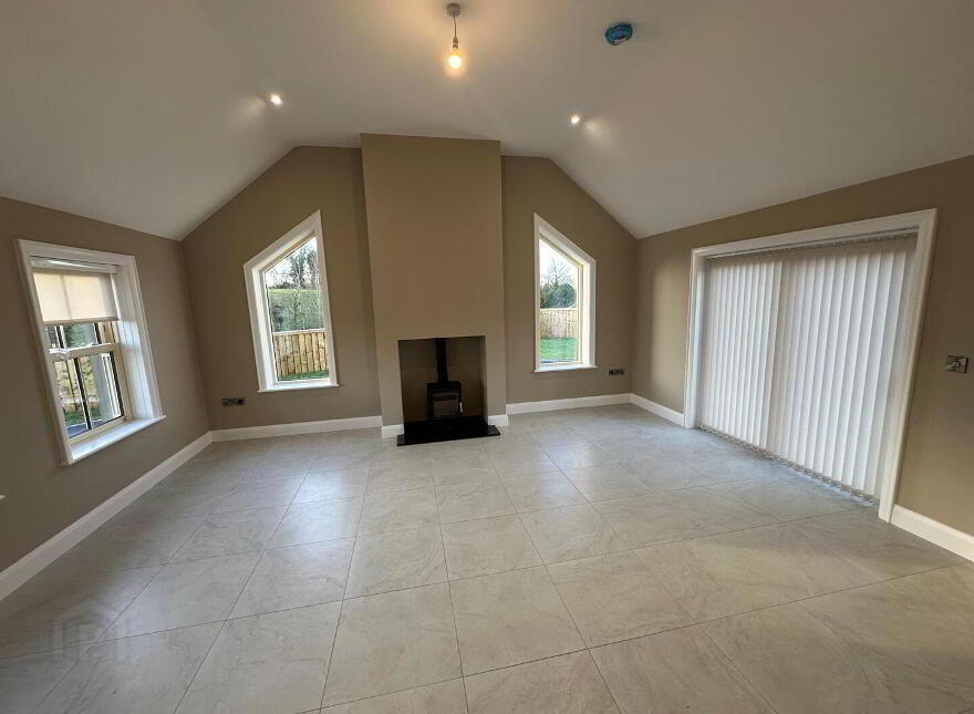 40 Ballela Road, Banbridge, BT32 3TF