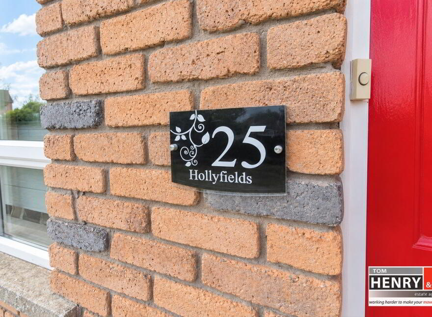 25 Hollyfields, Old Eglish Road, Dungannon, BT71 7BH
