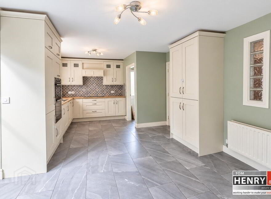 25 Hollyfields, Old Eglish Road, Dungannon, BT71 7BH