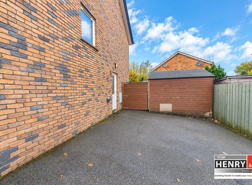 25 Hollyfields, Old Eglish Road, Dungannon, BT71 7BH
