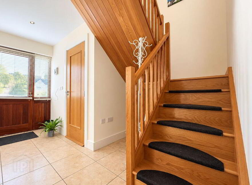 29 Páirc Na Fána, Union Hall, P81AK15