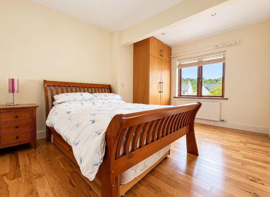 29 Páirc Na Fána, Union Hall, P81AK15