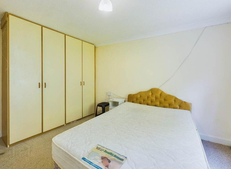 Curragh House, Curragh Aughrim, Ballinasloe, H53W942