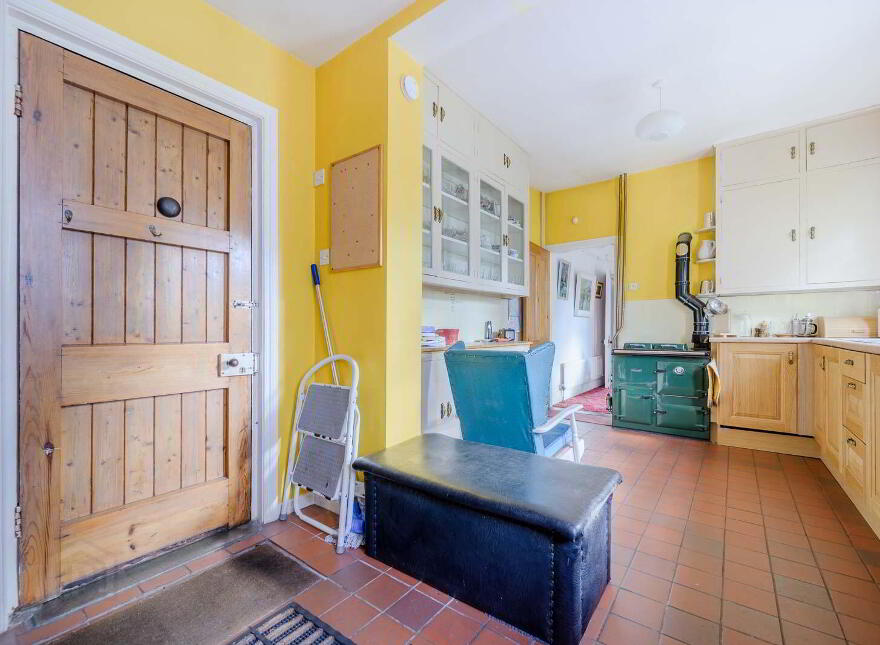 33 Knock Road, Belfast, BT5 6LA
