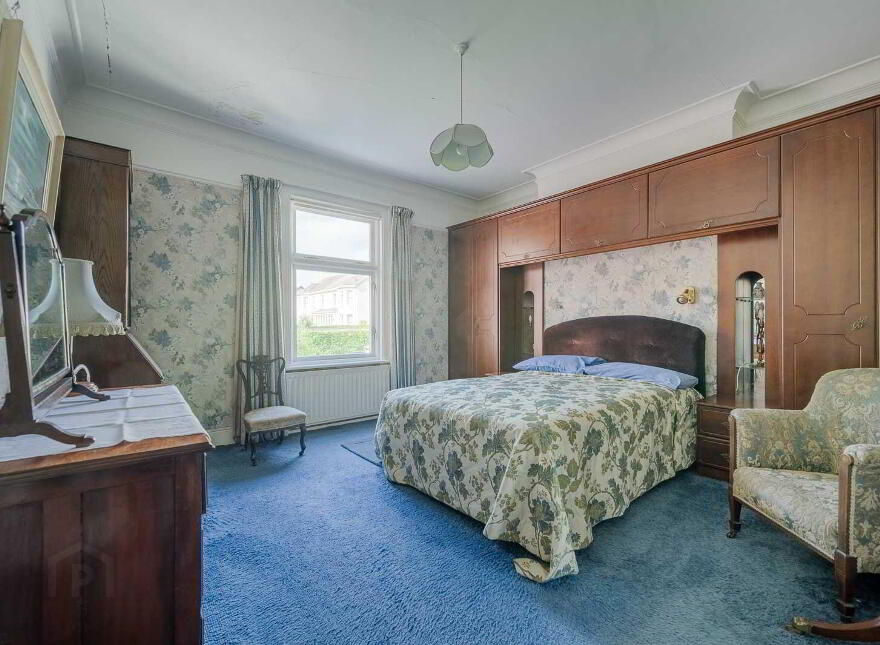 33 Knock Road, Belfast, BT5 6LA