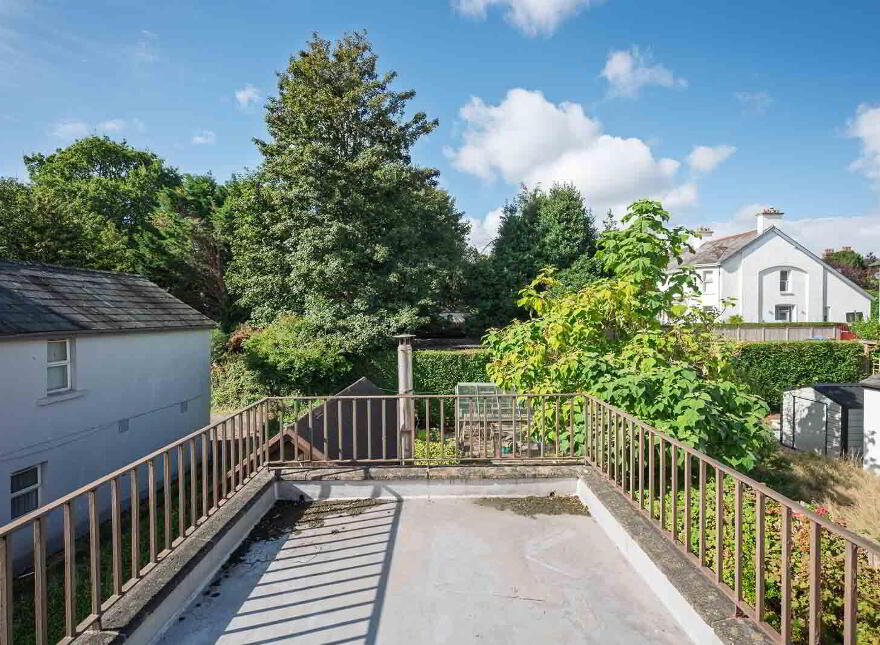 33 Knock Road, Belfast, BT5 6LA