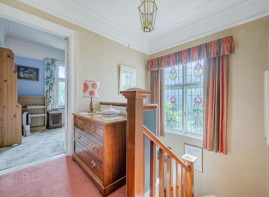 33 Knock Road, Belfast, BT5 6LA