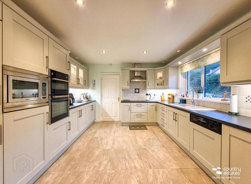 4 The Grange, Parkgate, Ballyclare, BT39 0JL