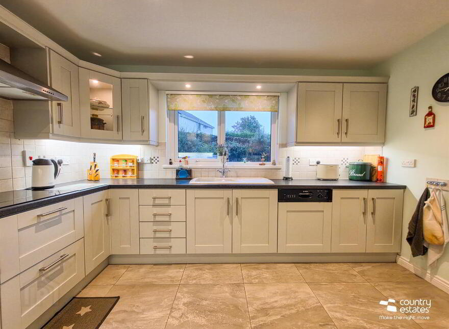 4 The Grange, Parkgate, Ballyclare, BT39 0JL