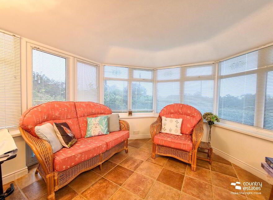 4 The Grange, Parkgate, Ballyclare, BT39 0JL