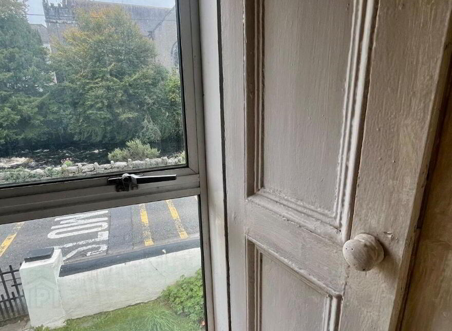 Bridge Street, Oughterard, H91Y6YX