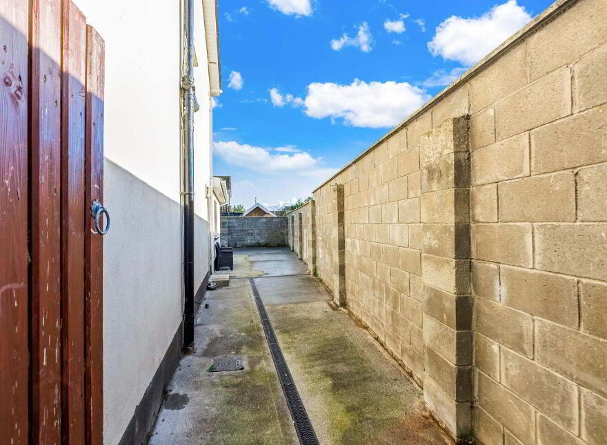 2 The Heath, Inse Bay, Laytown, A92W0F6