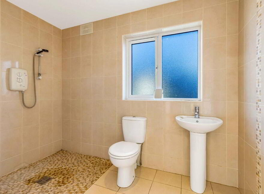 2 The Heath, Inse Bay, Laytown, A92W0F6