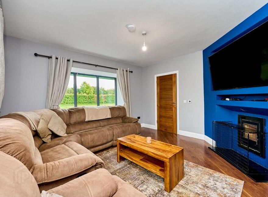 Longridge, Carbury, W91YXE1