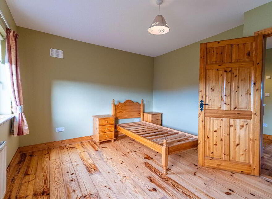 17 Loughan Hill, Drumlish, N39X622