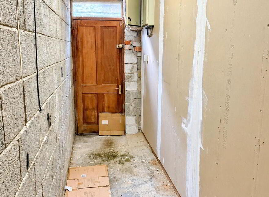 Maiden Street, Newcastle West, V42VN28