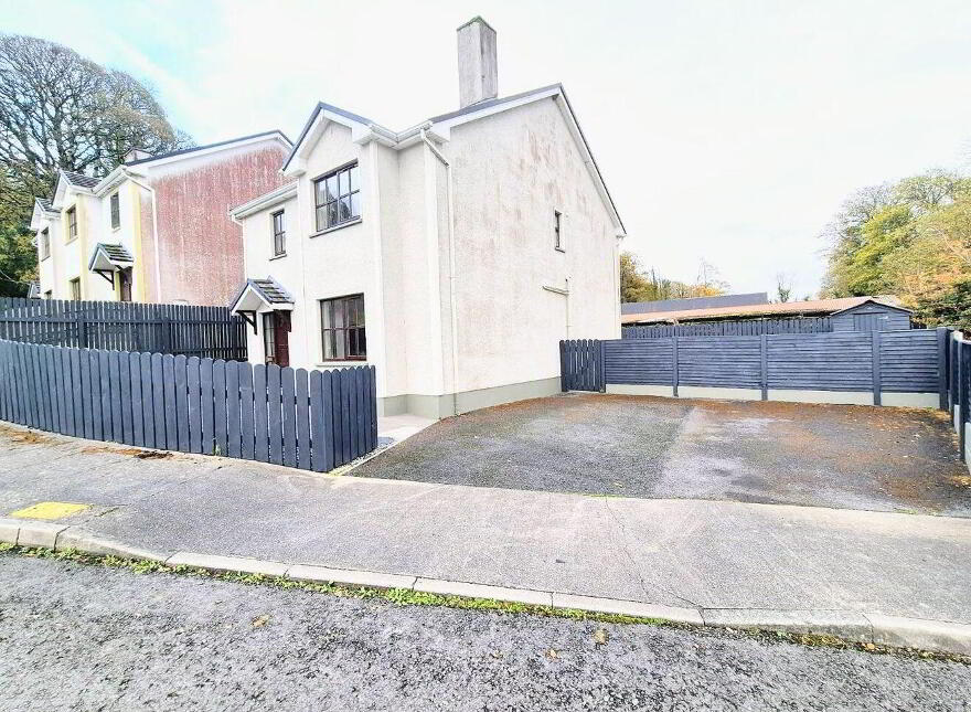 19 Skreeny Manor, Manorhamilton, F91D8N2